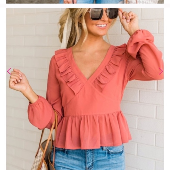 Pink lily - Picture 2 of 6